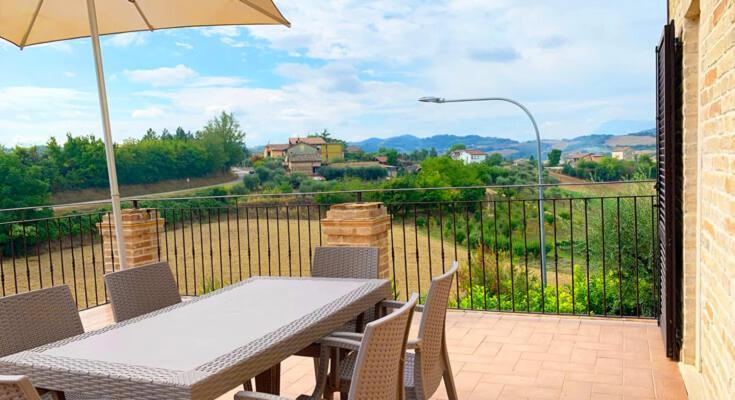 La Collina Appartement Monsampietro Morico Buitenkant foto
