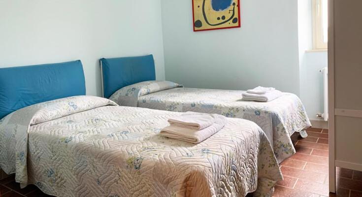 La Collina Appartement Monsampietro Morico Kamer foto